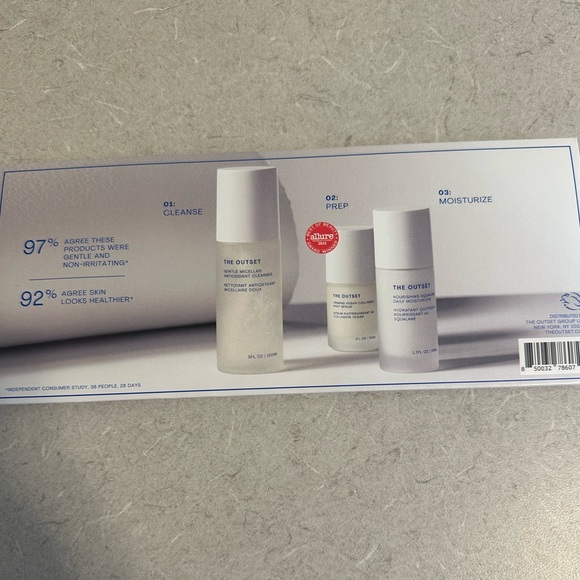 Sample, brand new. Three step skincare: cleanser, serum, moisturizer - Picture 2 of 5